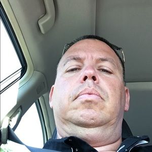 Meet your Posher, Adam